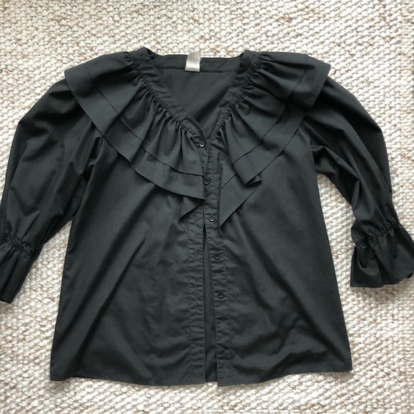 Soft black blouse - Picture 1 of 5